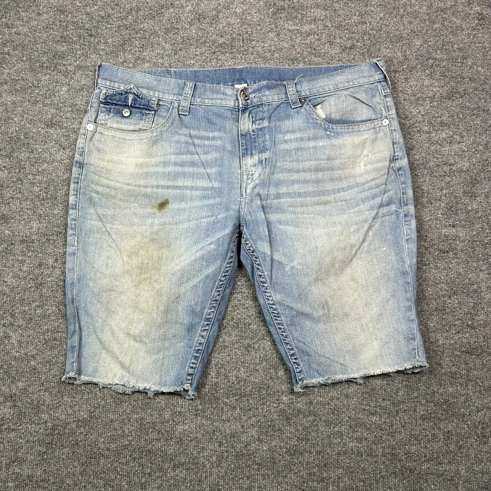 True Religion Ricky Relaxed Straight Denim Shorts‎ Men's Blue Frayed Hem - W45